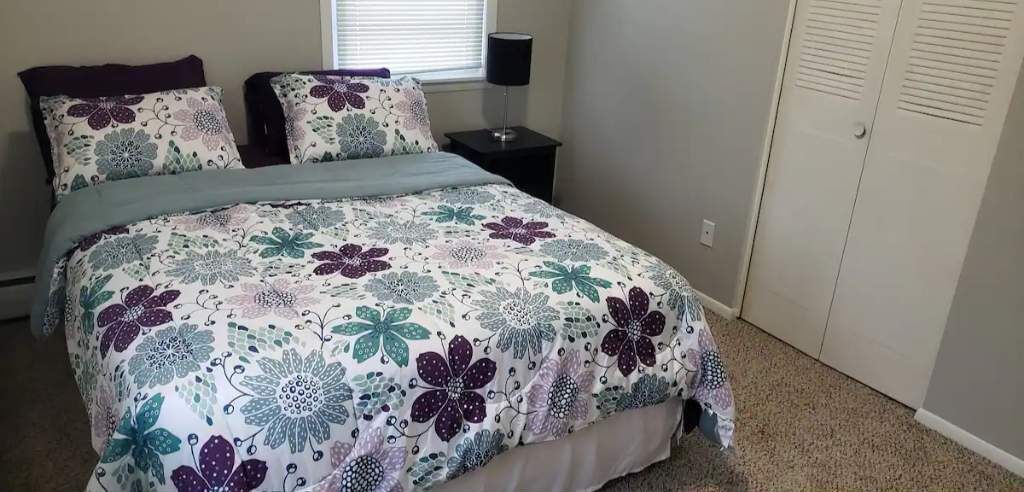 Photo of Bedroom in Mounds View
