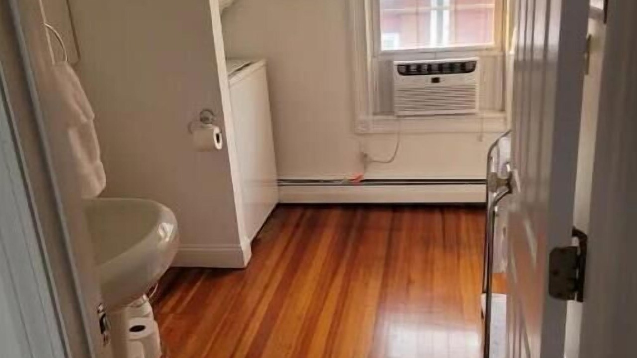 Photo of Bathroom in Historic Hill