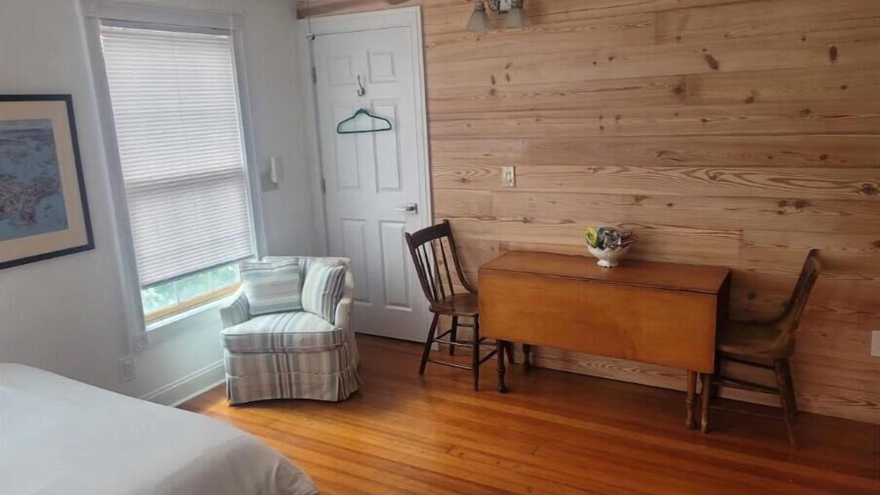 Photo of Bedroom in Historic Hill