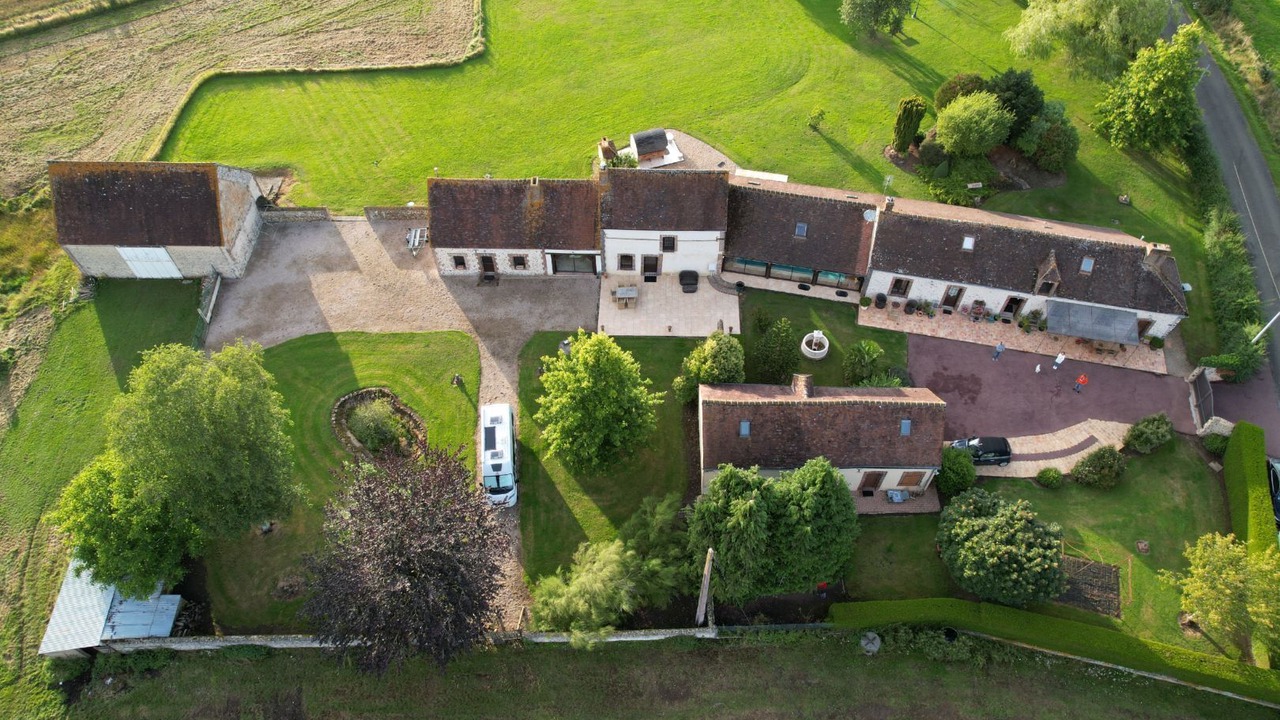 Photo of Outdoor in Marchainville