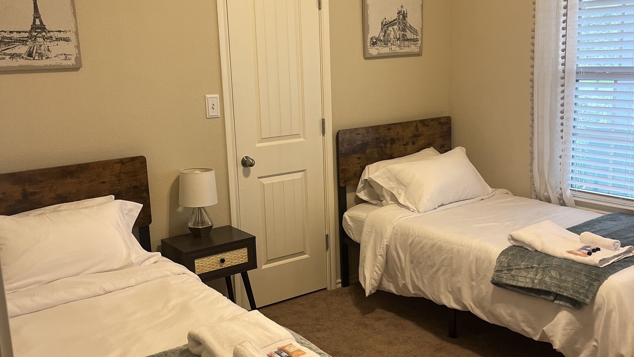 Photo of Bedroom in Kyle