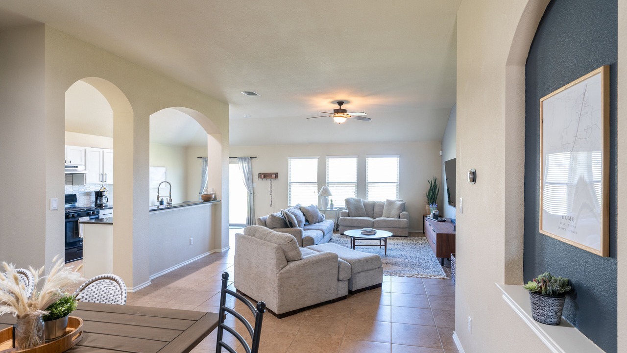 Photo of Livingroom in Kyle