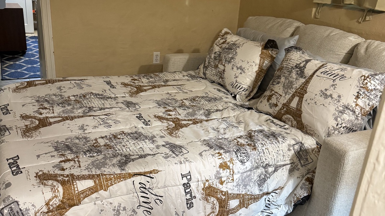 Photo of Bedroom in Summerville