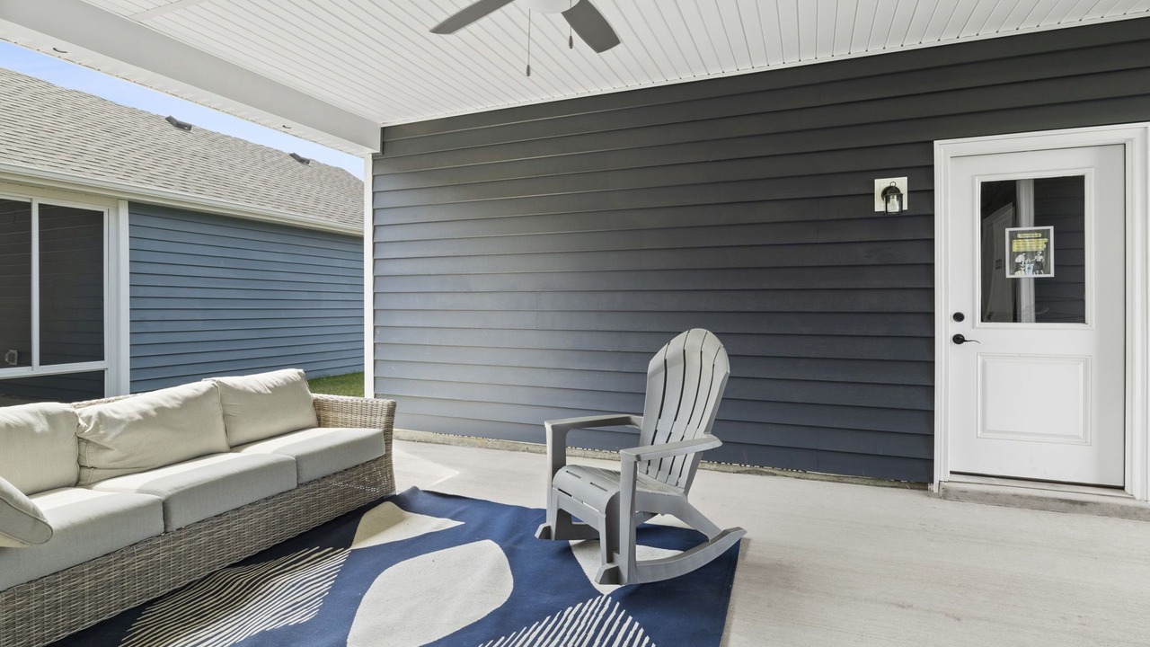 Photo of Patio Balcony in Jeffersonville