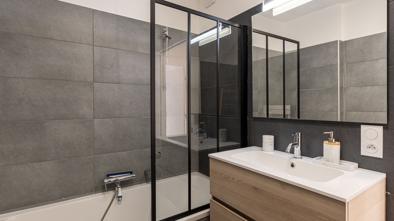 Photo of Bathroom in Bonifacio