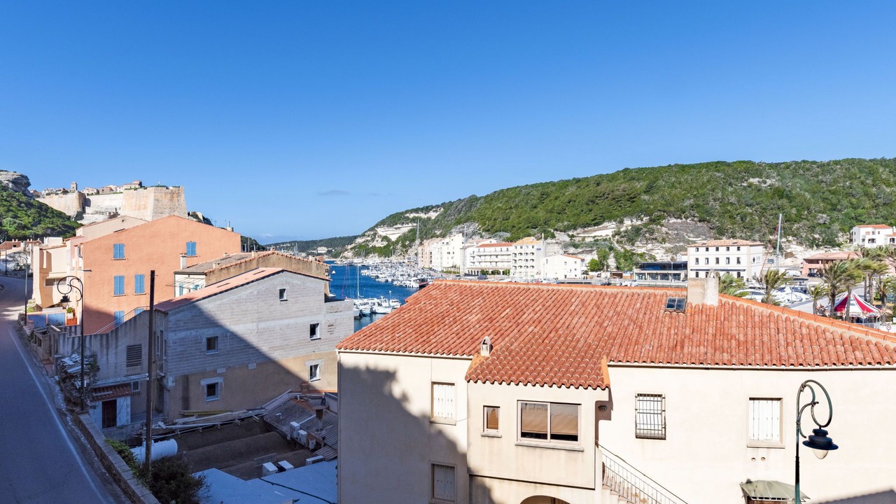 Photo of Others in Bonifacio