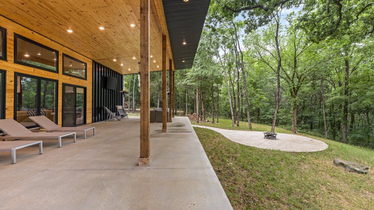 Photo of Patio Balcony in Elkins