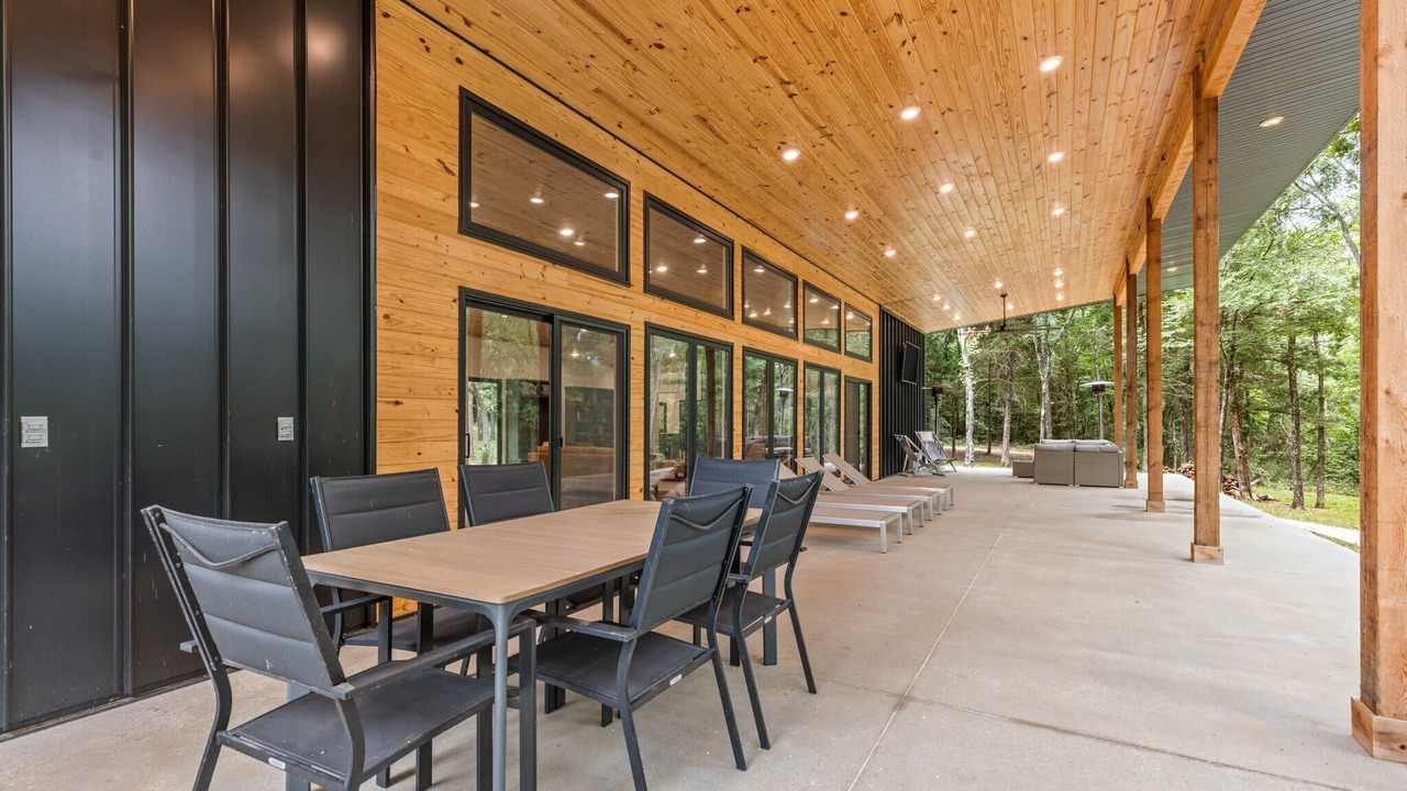 Photo of Outdoor in Elkins