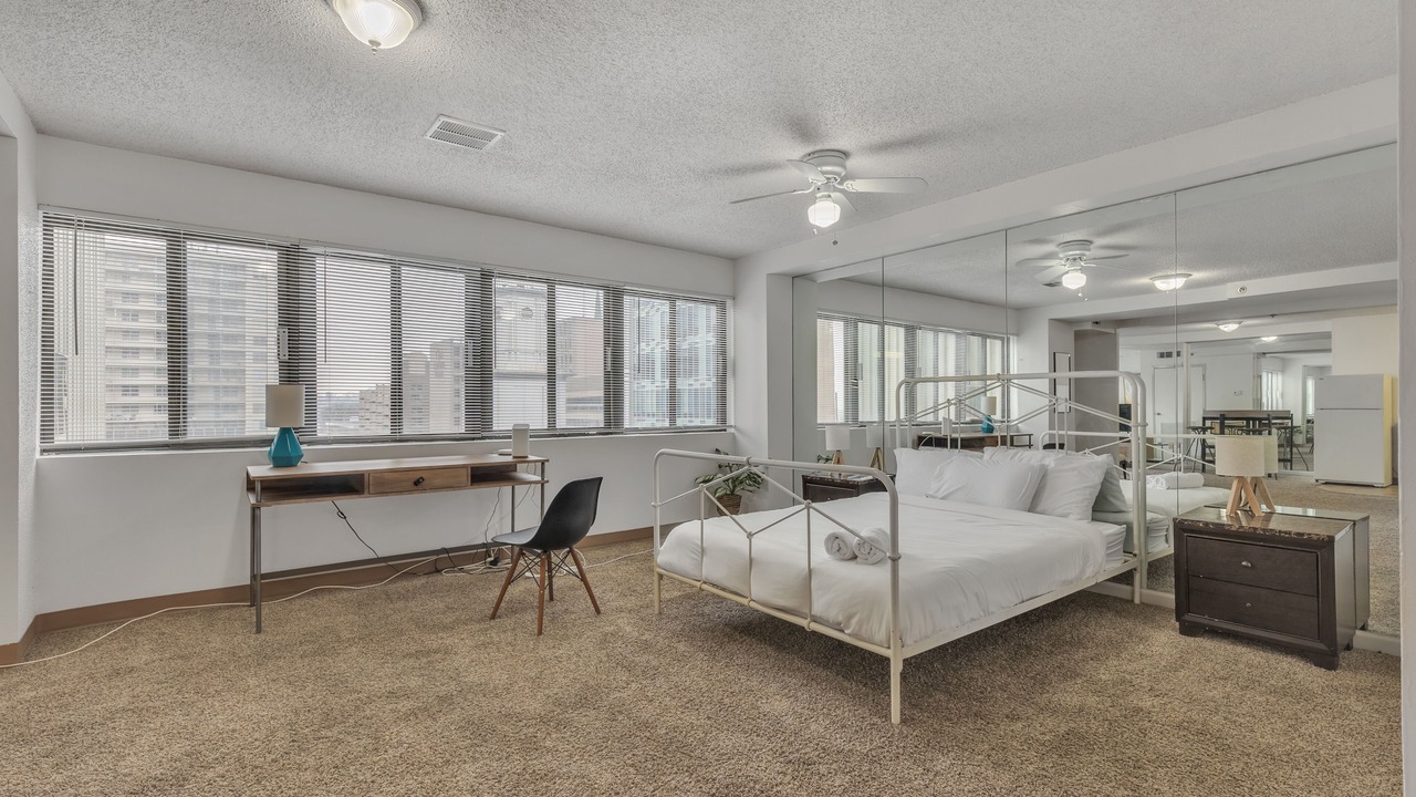 Photo of Bedroom in Downtown Harrisburg