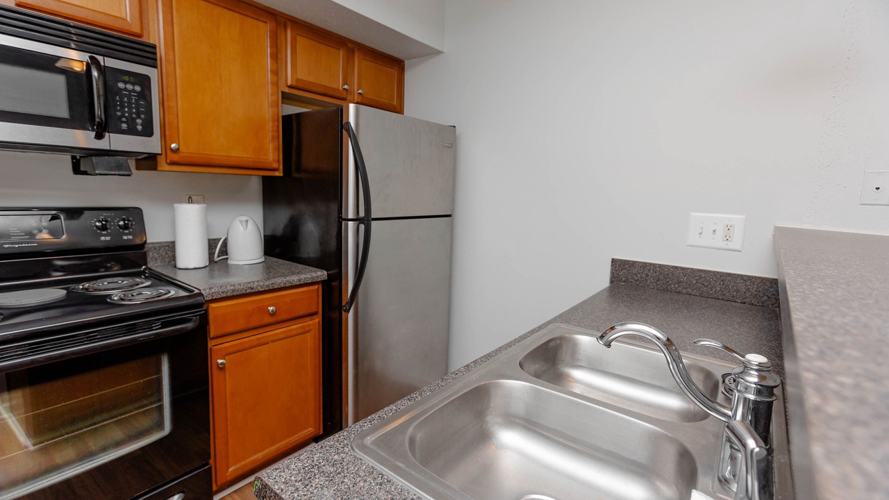 Photo of Kitchen in Coliseum Central