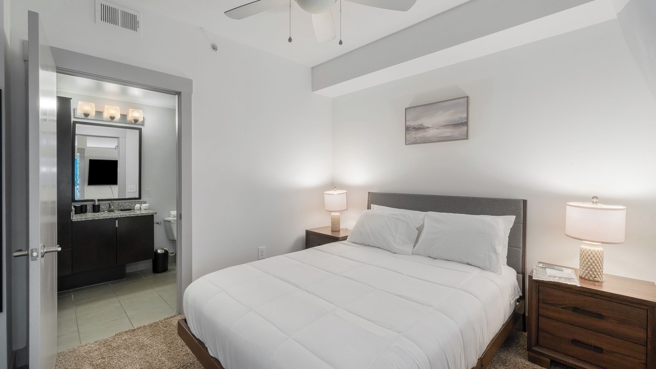 Photo of Bedroom in Oak Lawn