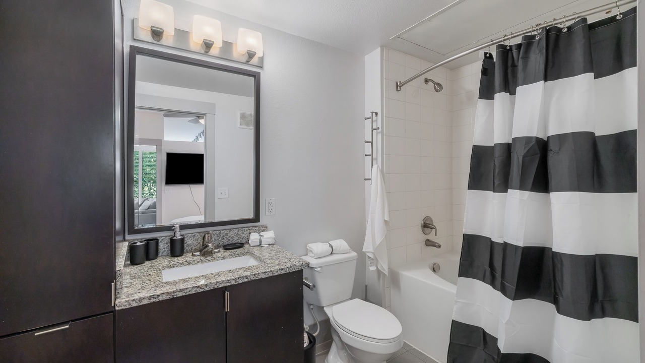 Photo of Bathroom in Oak Lawn