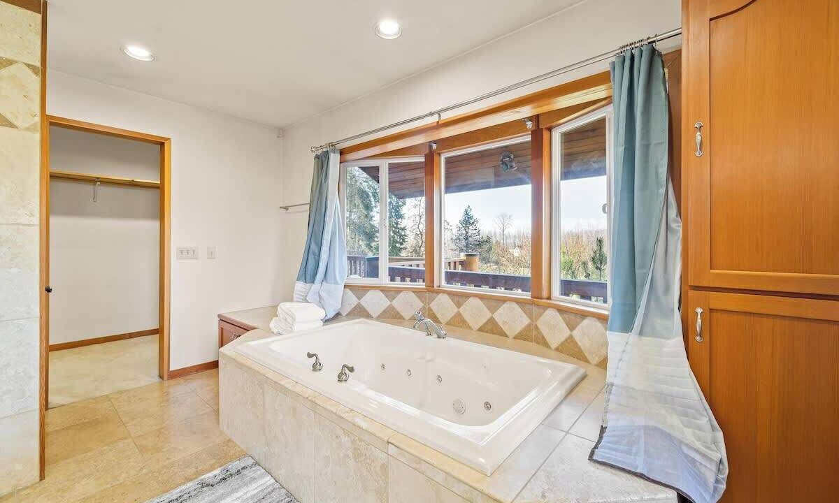 Photo of Bathroom in Sedro-Woolley