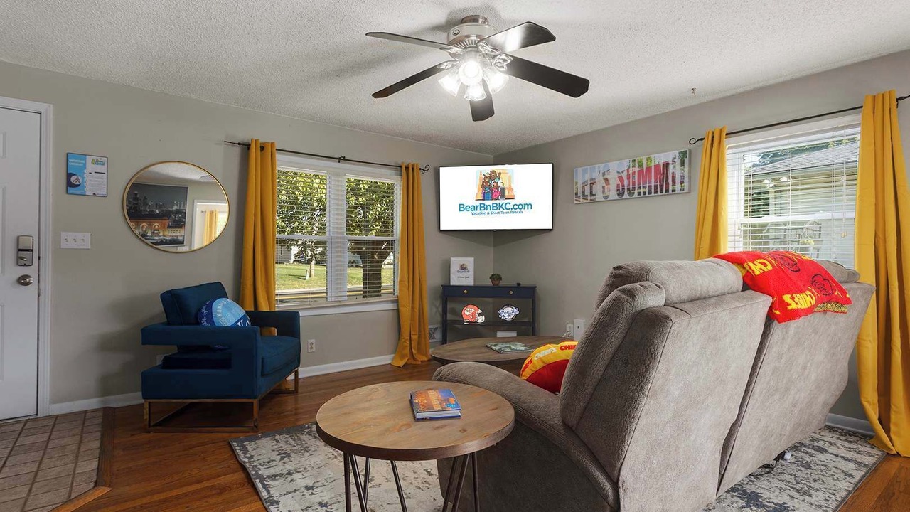 Photo of Livingroom in Lee's Summit