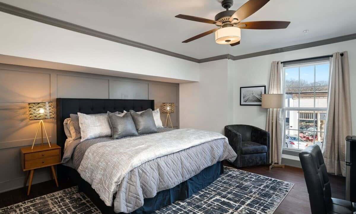 Photo of Bedroom in Parkville