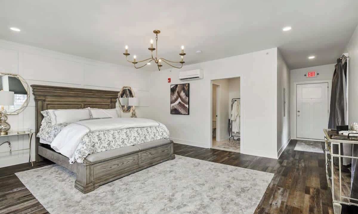 Photo of Bedroom in Parkville