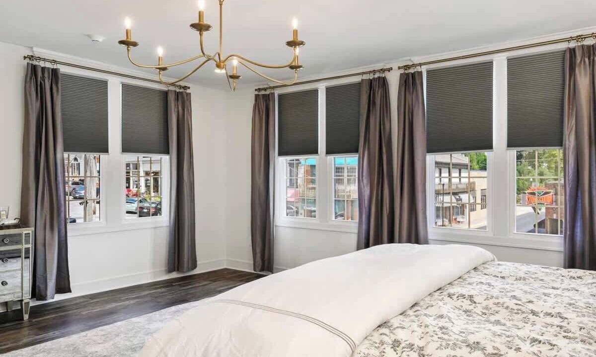 Photo of Bedroom in Parkville