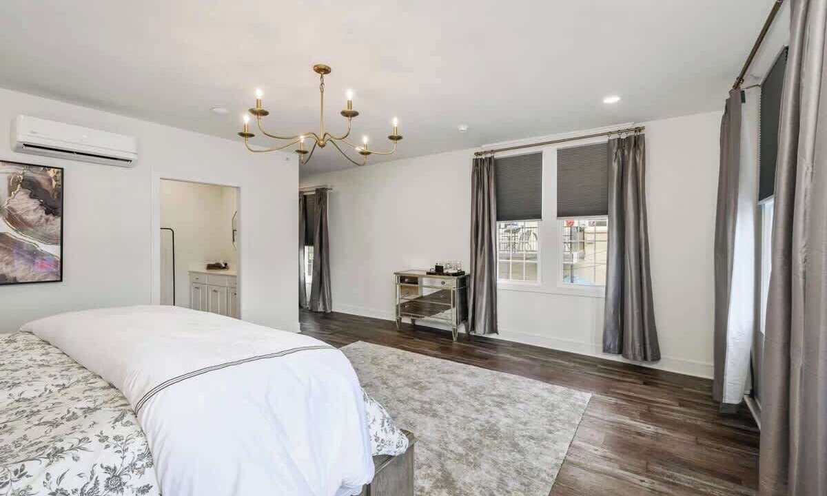 Photo of Bedroom in Parkville