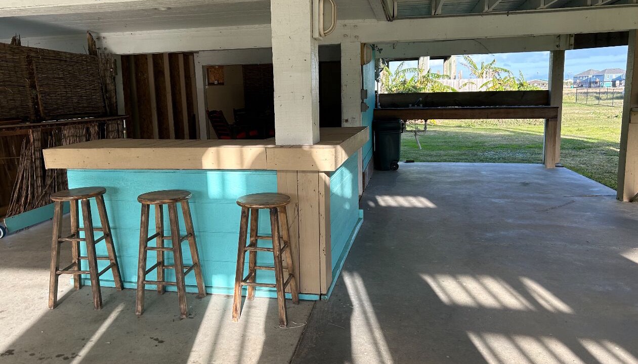 Photo of Patio Balcony in Crystal Beach