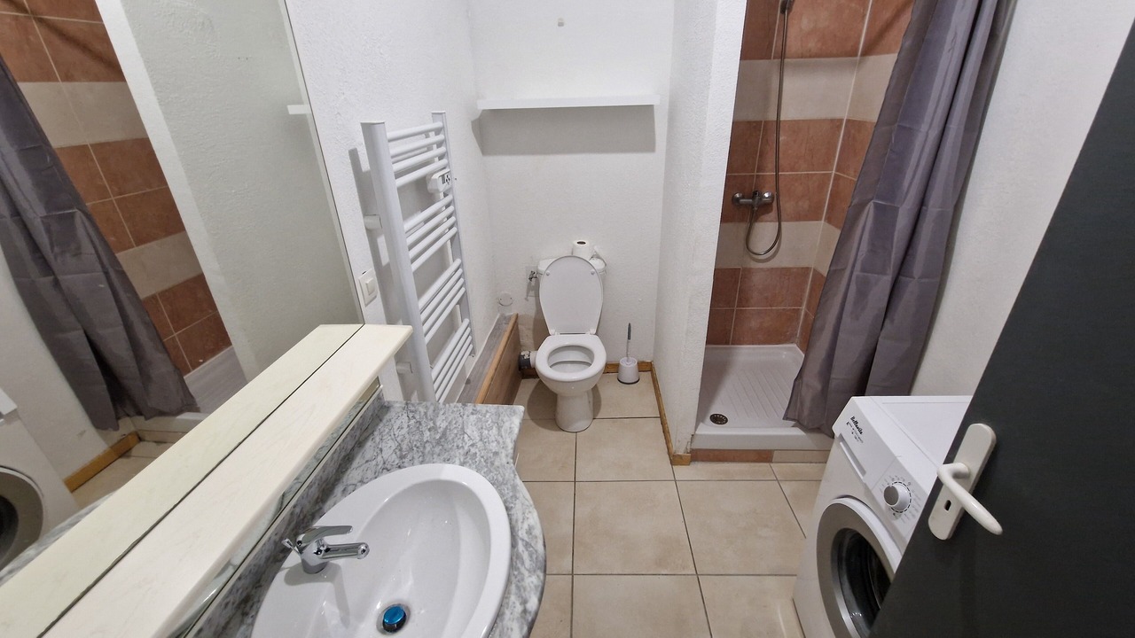Photo of Bathroom in Anatole France