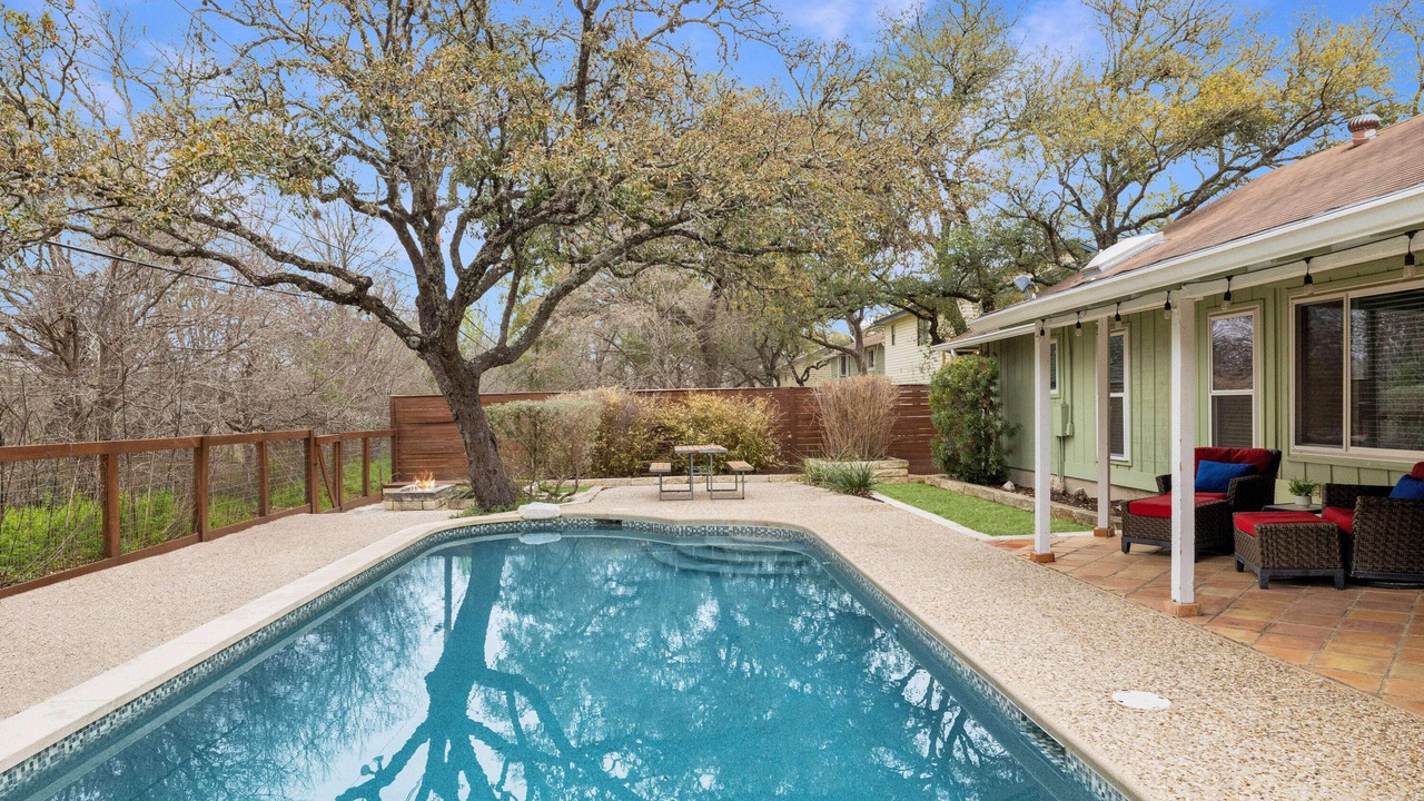 Photo of Outdoor in West Oak Hill