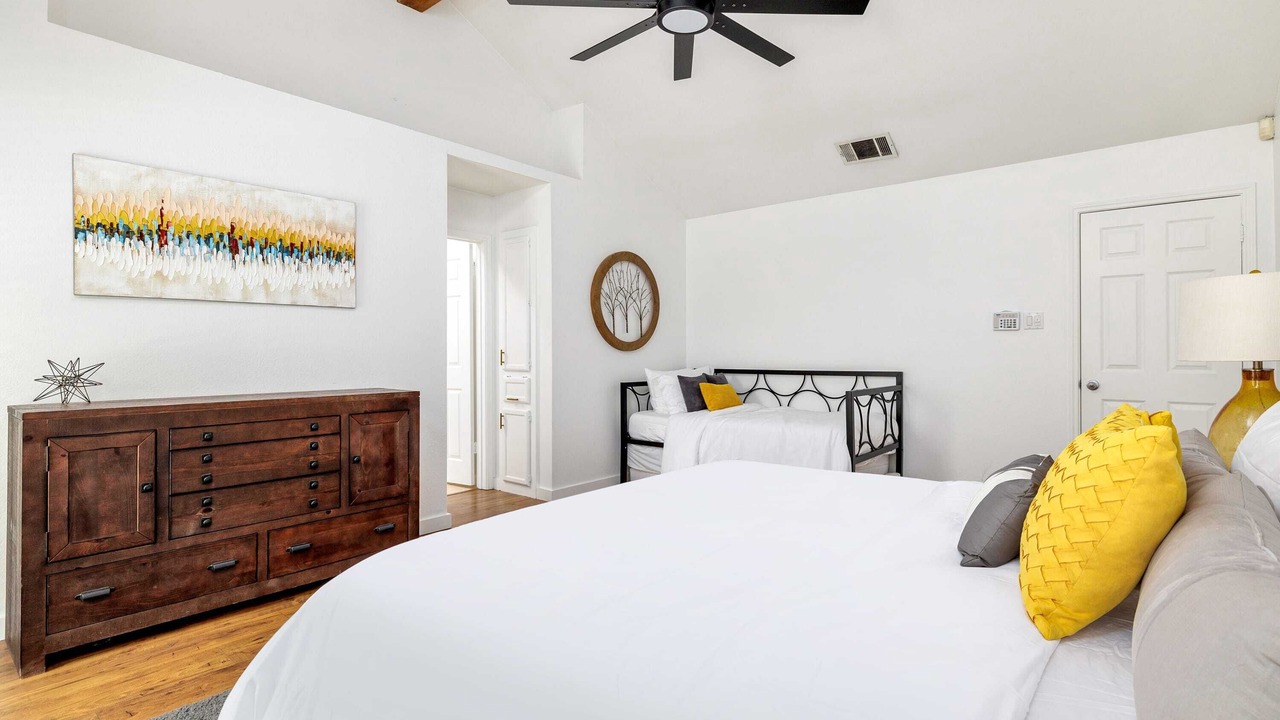 Photo of Bedroom in West Oak Hill