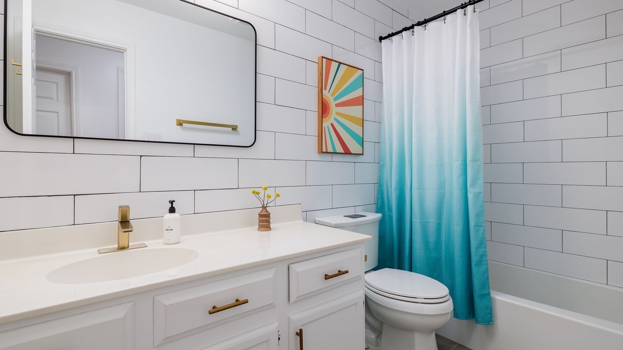 Photo of Bathroom in West Oak Hill