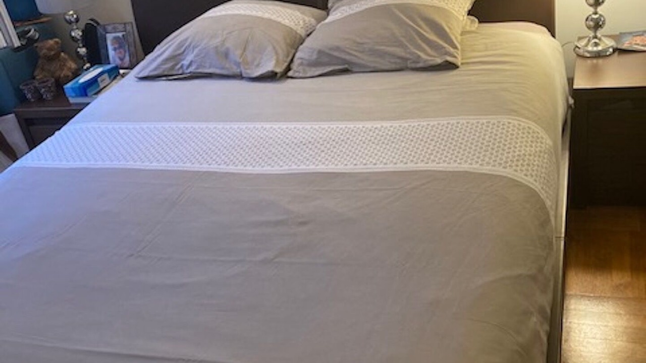 Photo of Bedroom in Republique–Point-du-Jour