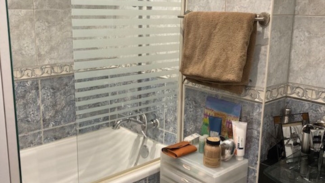 Photo of Bathroom in Republique–Point-du-Jour