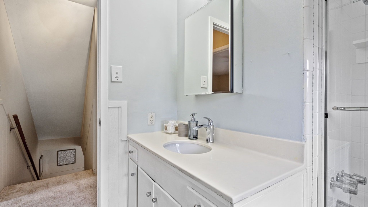 Photo of Bathroom in Allandale