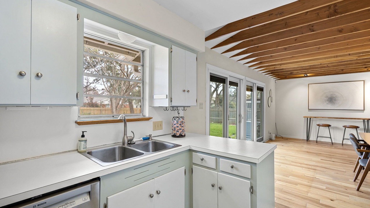 Photo of Kitchen in Allandale