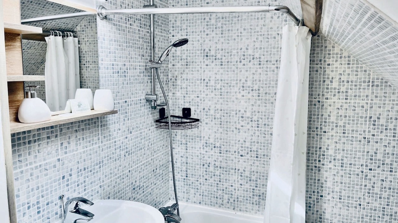 Photo of Bathroom in Favieres
