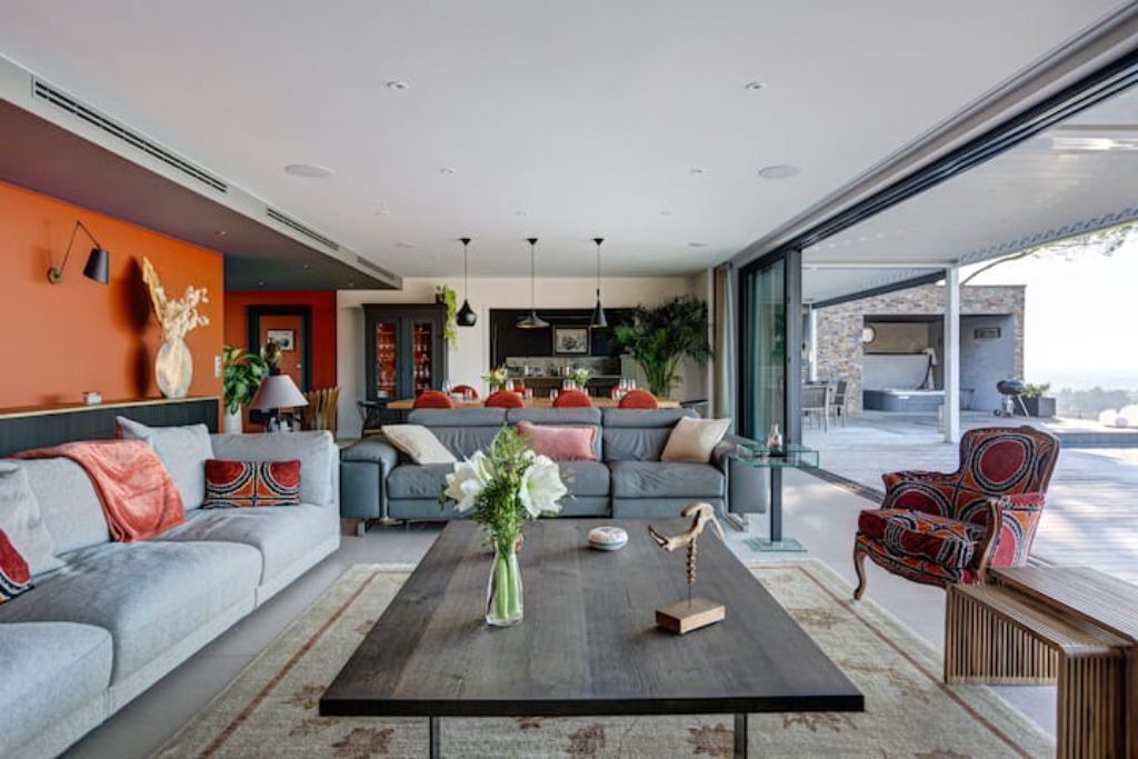 Photo of Livingroom in Cadillac