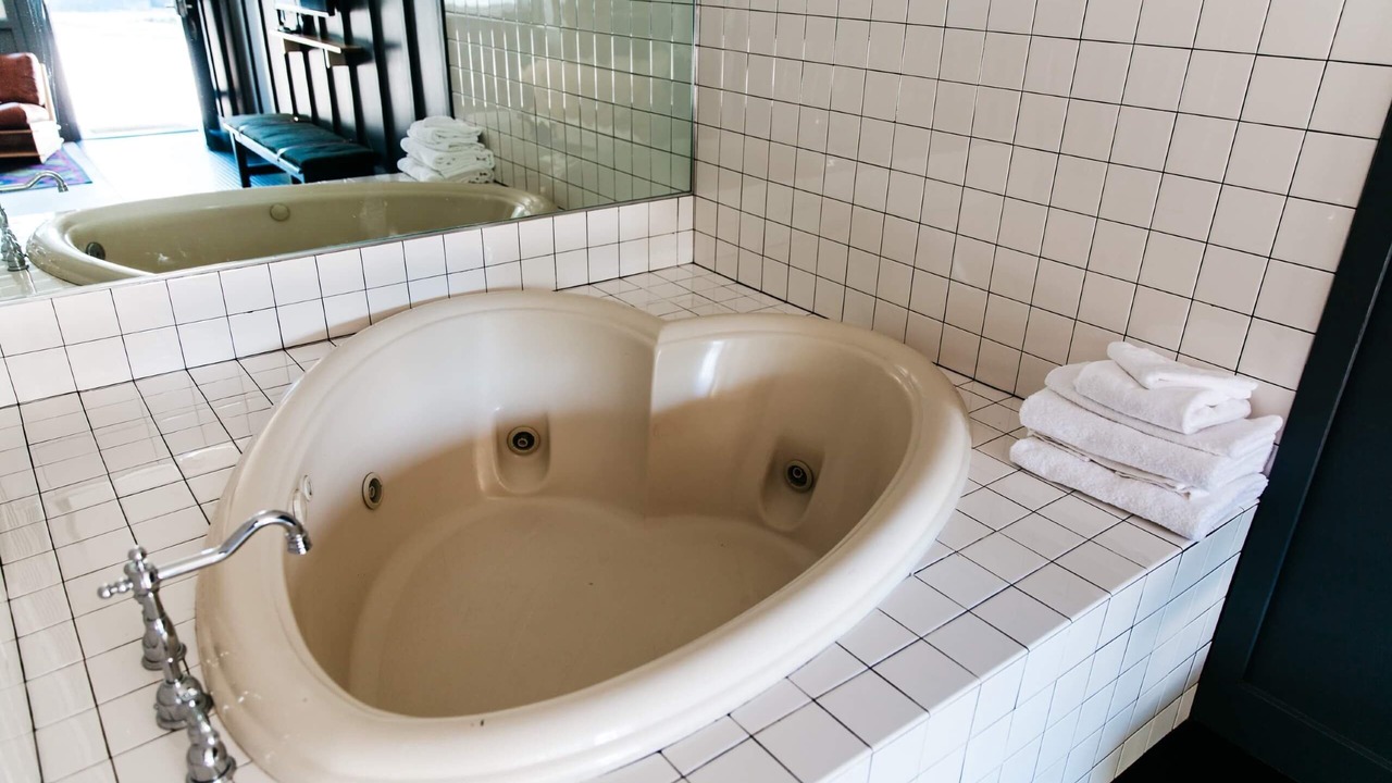 Photo of Bathroom in Lakeside Park