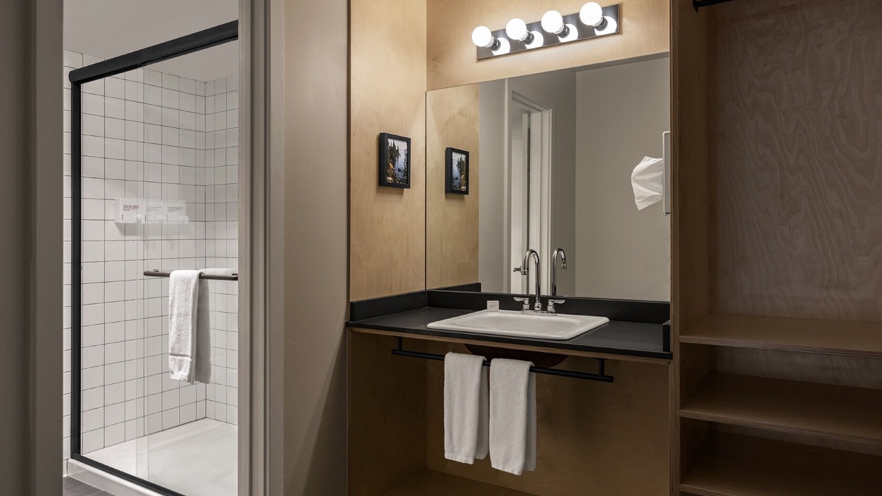 Photo of Bathroom in Lakeside Park