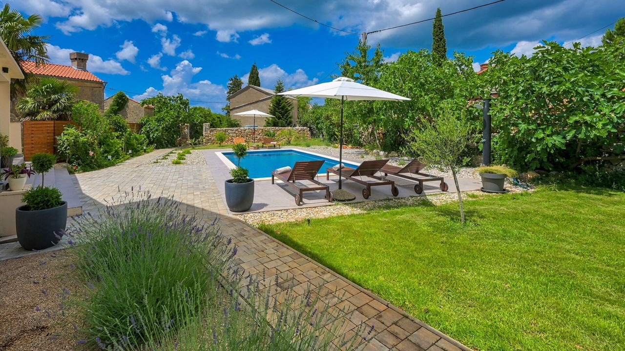 Photo of Outdoor in Kras