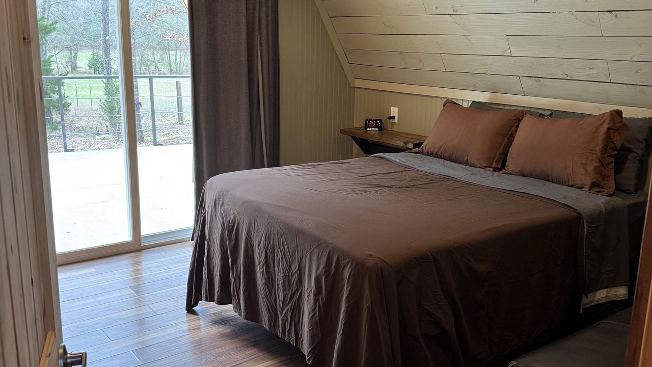 Photo of Bedroom in Lindale