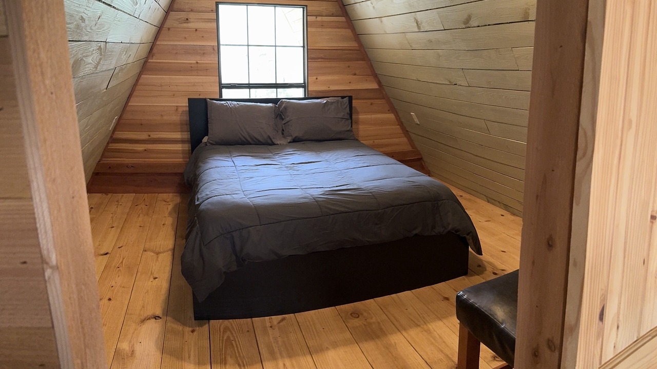 Photo of Bedroom in Lindale