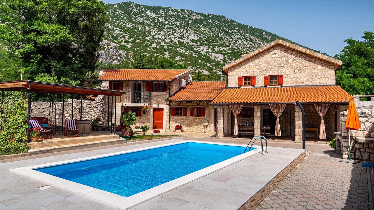 Photo of Outdoor in Drivenik