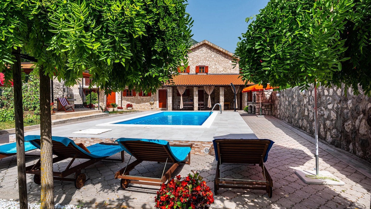Photo of Outdoor in Drivenik