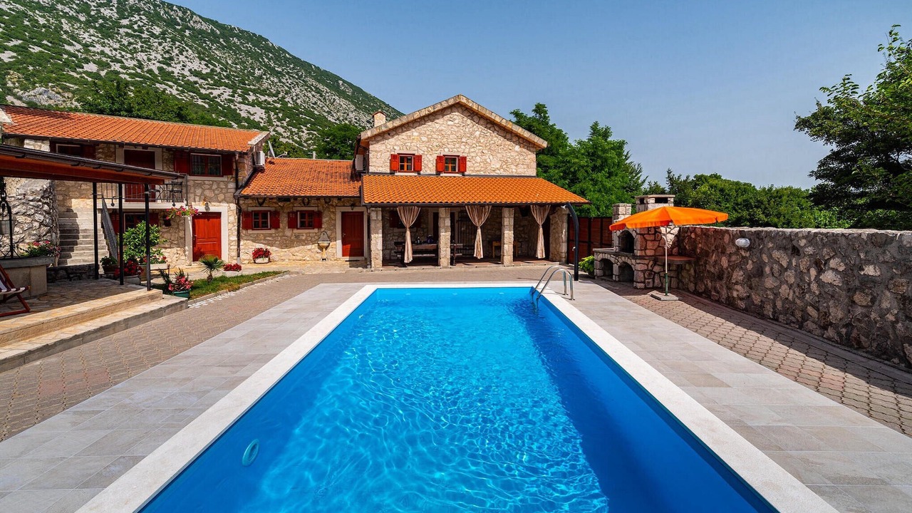 Photo of Outdoor in Drivenik