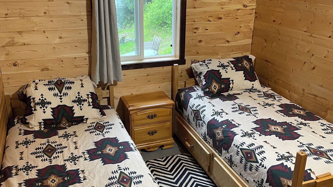 Photo of Bedroom in Falcon Lake