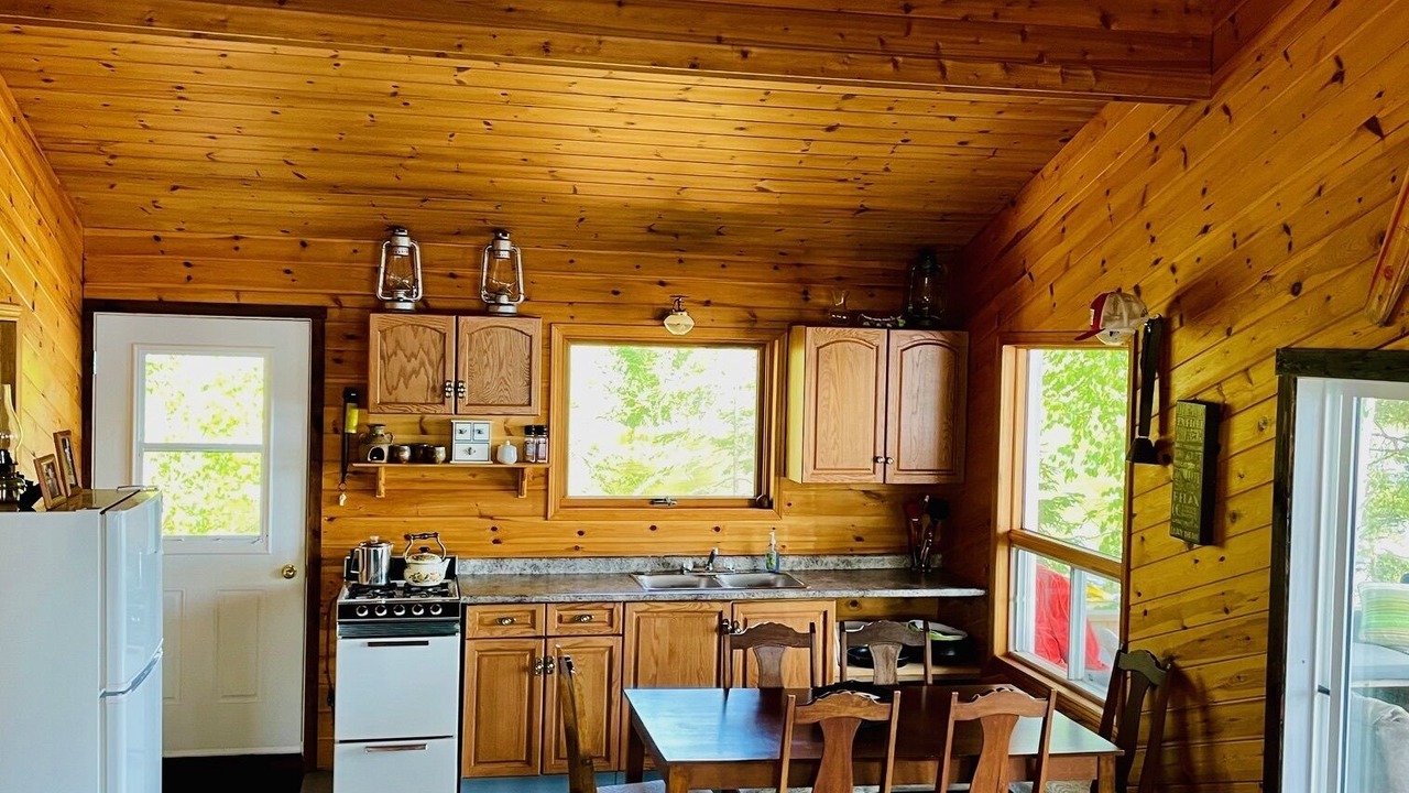 Photo of Kitchen in Falcon Lake