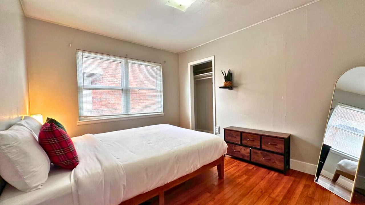 Photo of Bedroom in North Shore