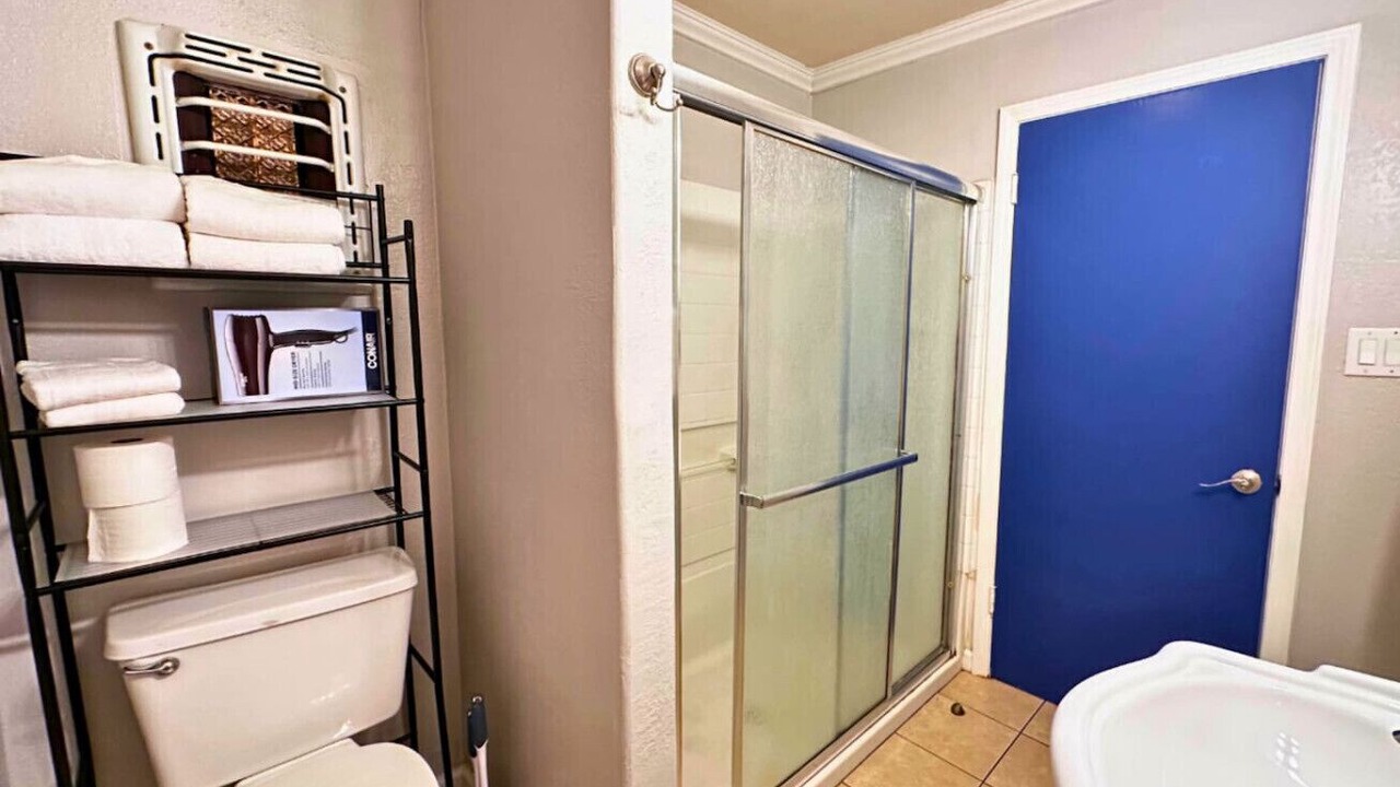 Photo of Bathroom in North Shore