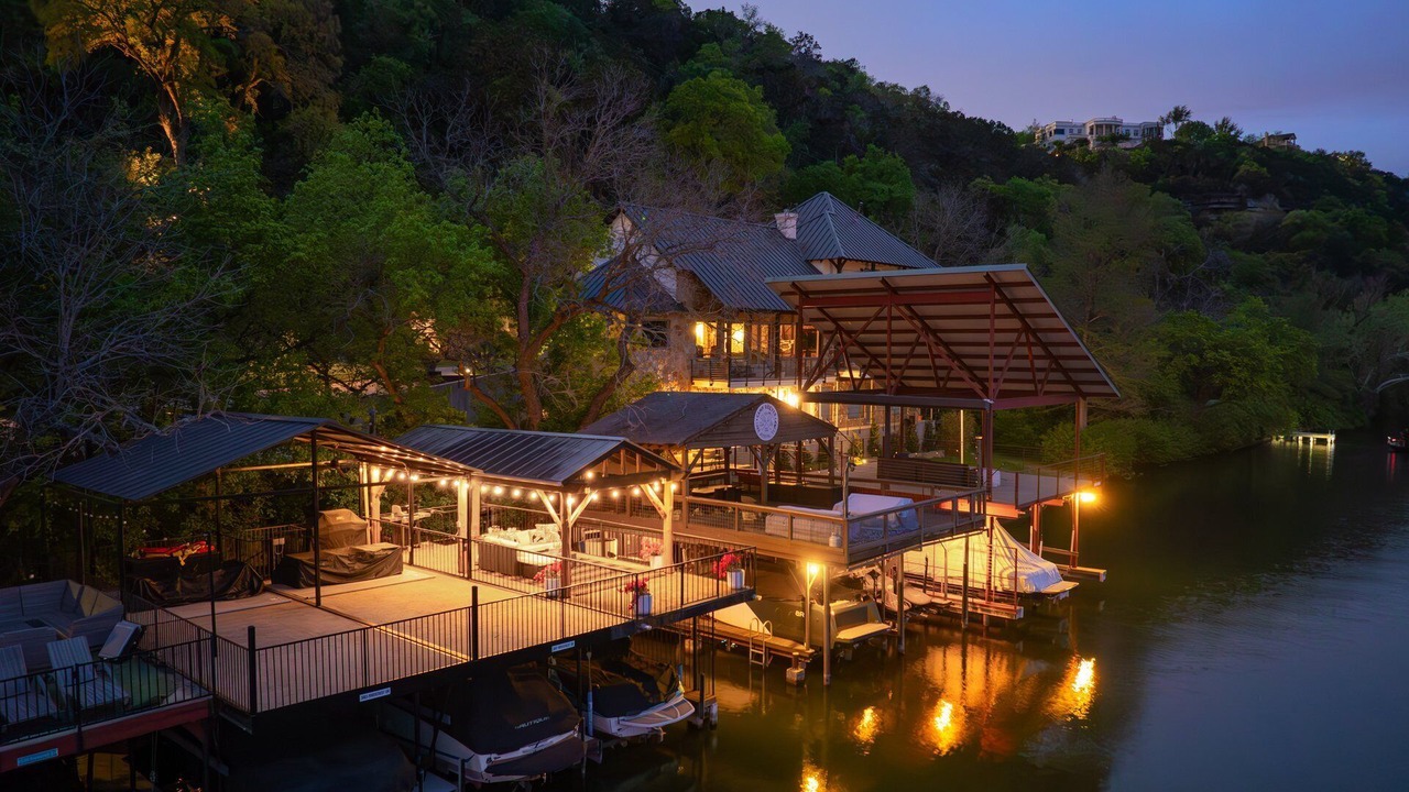 Photo of Outdoor in Rivercrest