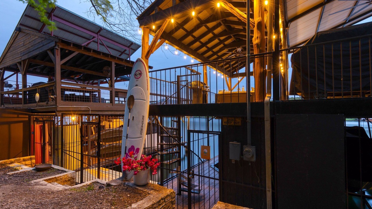 Photo of Outdoor in Rivercrest