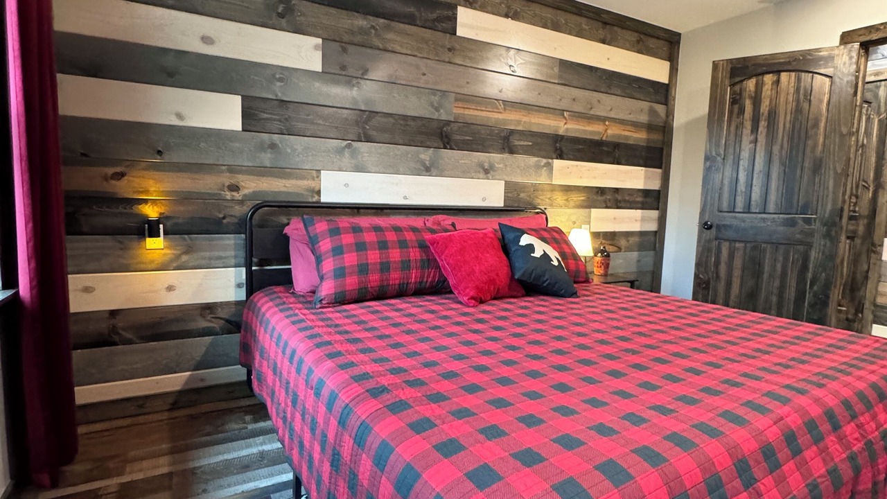 Photo of Bedroom in Whitesboro
