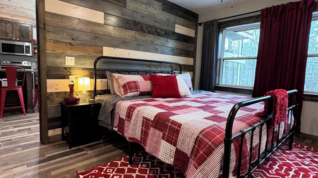 Photo of Bedroom in Whitesboro