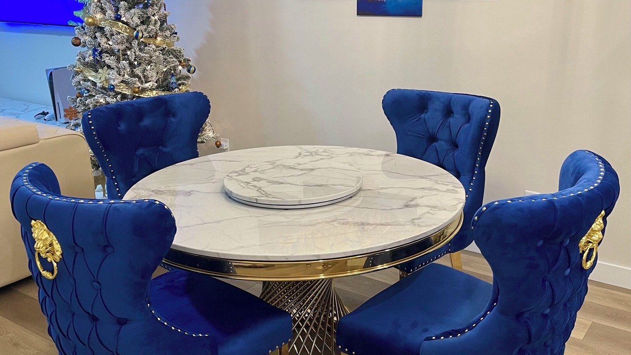 Photo of Livingroom in Southwest Calgary